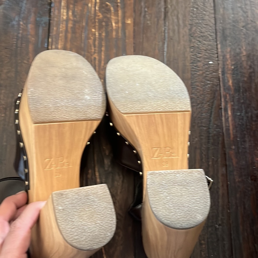 Platform heels - Picture 6 of 6